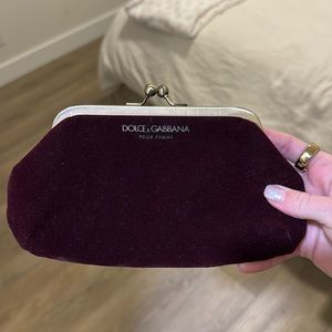 Dolce and gabbana clutch